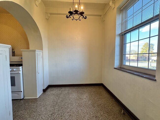 Foto del edificio - 425 S Monroe Ave