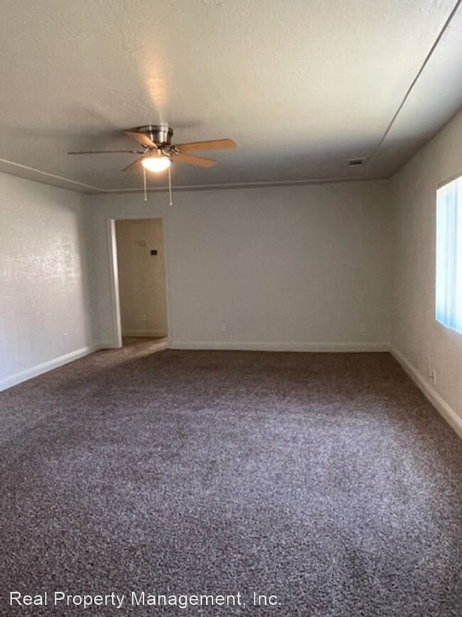 Building Photo - 3 br, 2 bath House - 2148 Oxford/Yale Court