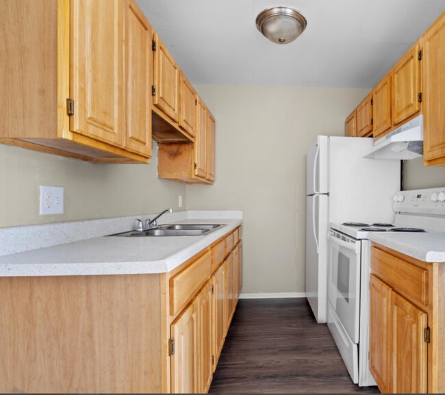 Foto del edificio - 31471 Block St