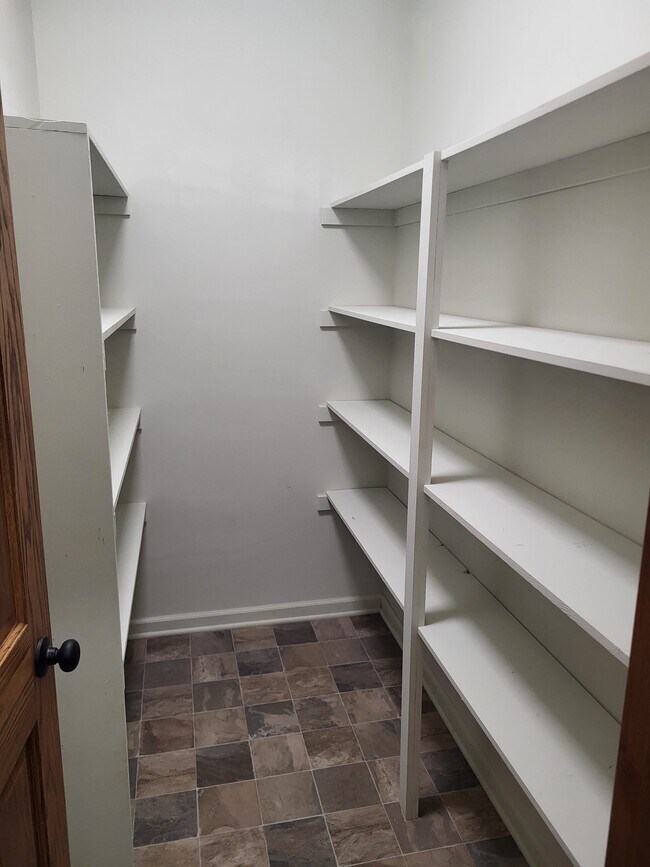 Building Photo - 11719 21 Mile Rd