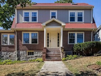 Building Photo - 1411 Quincy Shore Dr
