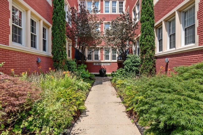 Building Photo - 1008 Westover Ave