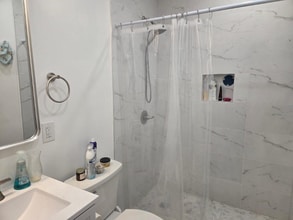 Building Photo - 1012 Palisade Ave