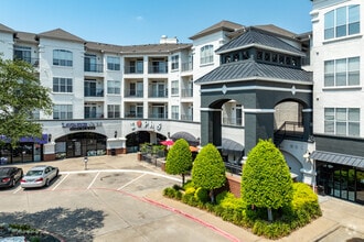 Building Photo - 75 West