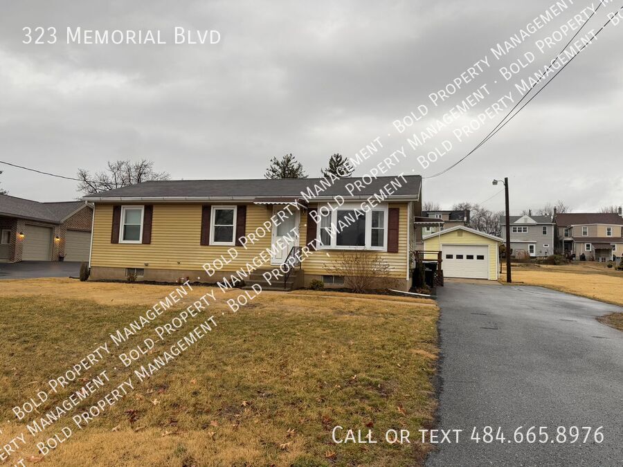 Primary Photo - Newmanstown Home -Detached