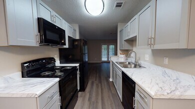 Interior Photo - Hickory Run