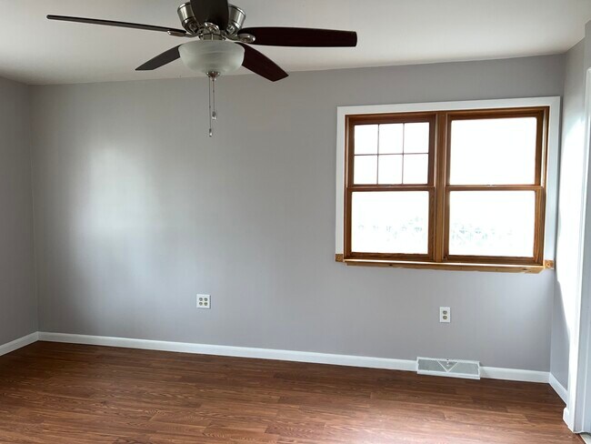 Foto del edificio - 1501 East St