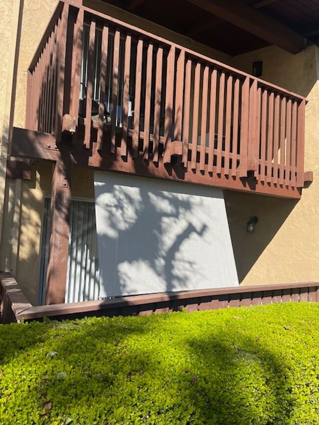 Foto del edificio - 1000 W MacArthur Blvd