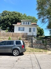 Building Photo - 1012 Castelar St