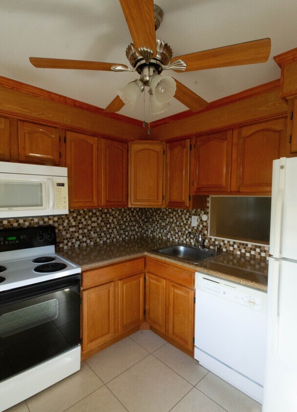 Foto principal - 3000 NW 48th Terrace