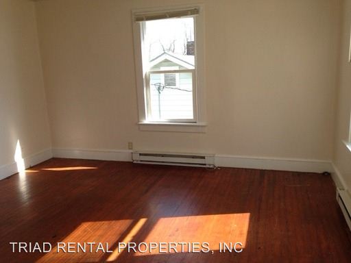 Building Photo - 446 Mount Cross St
