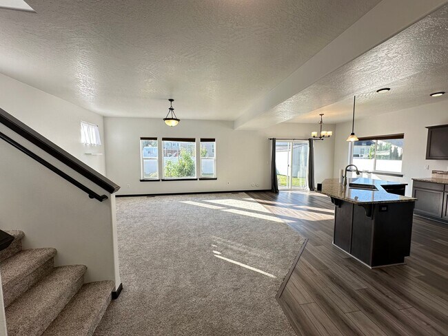 Foto del edificio - Fieldstone Home