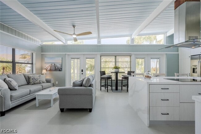 Building Photo - 434 Lagoon Dr
