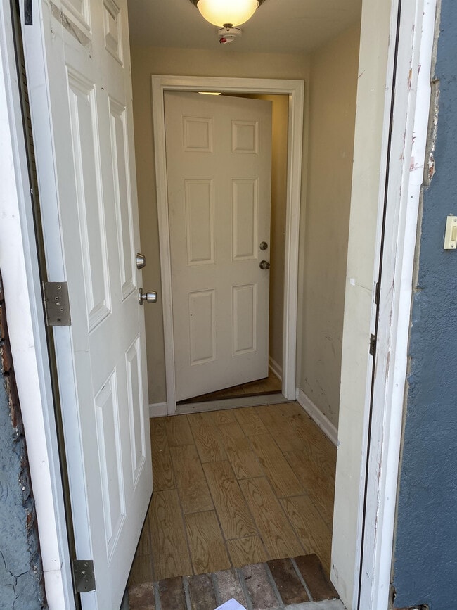 Photo - 332 New St (Newark, NJ) Townhome