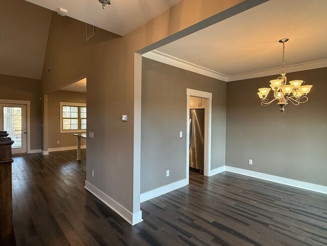 Foto del edificio - Beautiful Craftsman Style 2 Story Home in Parkerson`s Mill