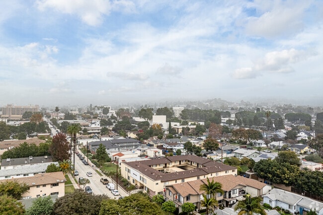 Contexto - Bright Manor