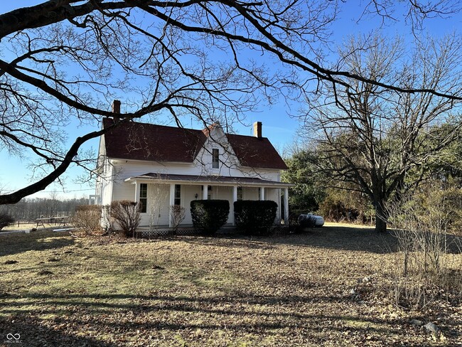 Foto del edificio - 7986 E Co Rd 975 S