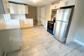 Building Photo - 718 Beech St