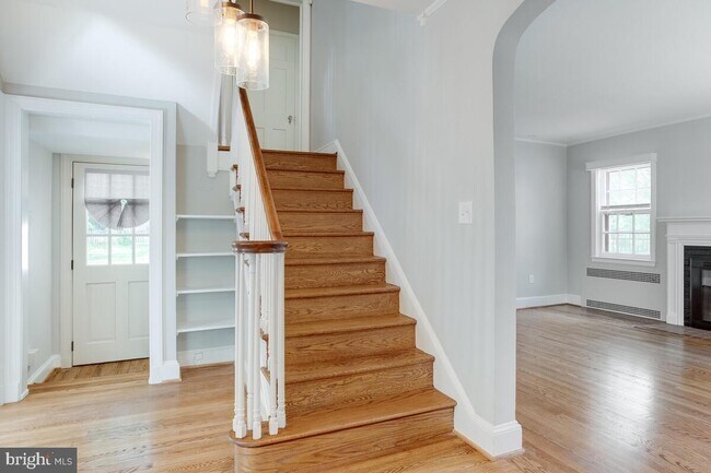 Building Photo - 312 Southway