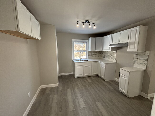 Building Photo - Spacious Gary Gem | Move-In Ready | Prime ...