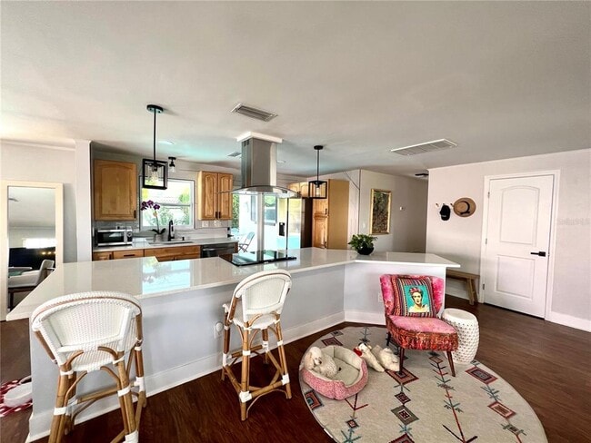 Building Photo - 2066 Druid Park Dr N
