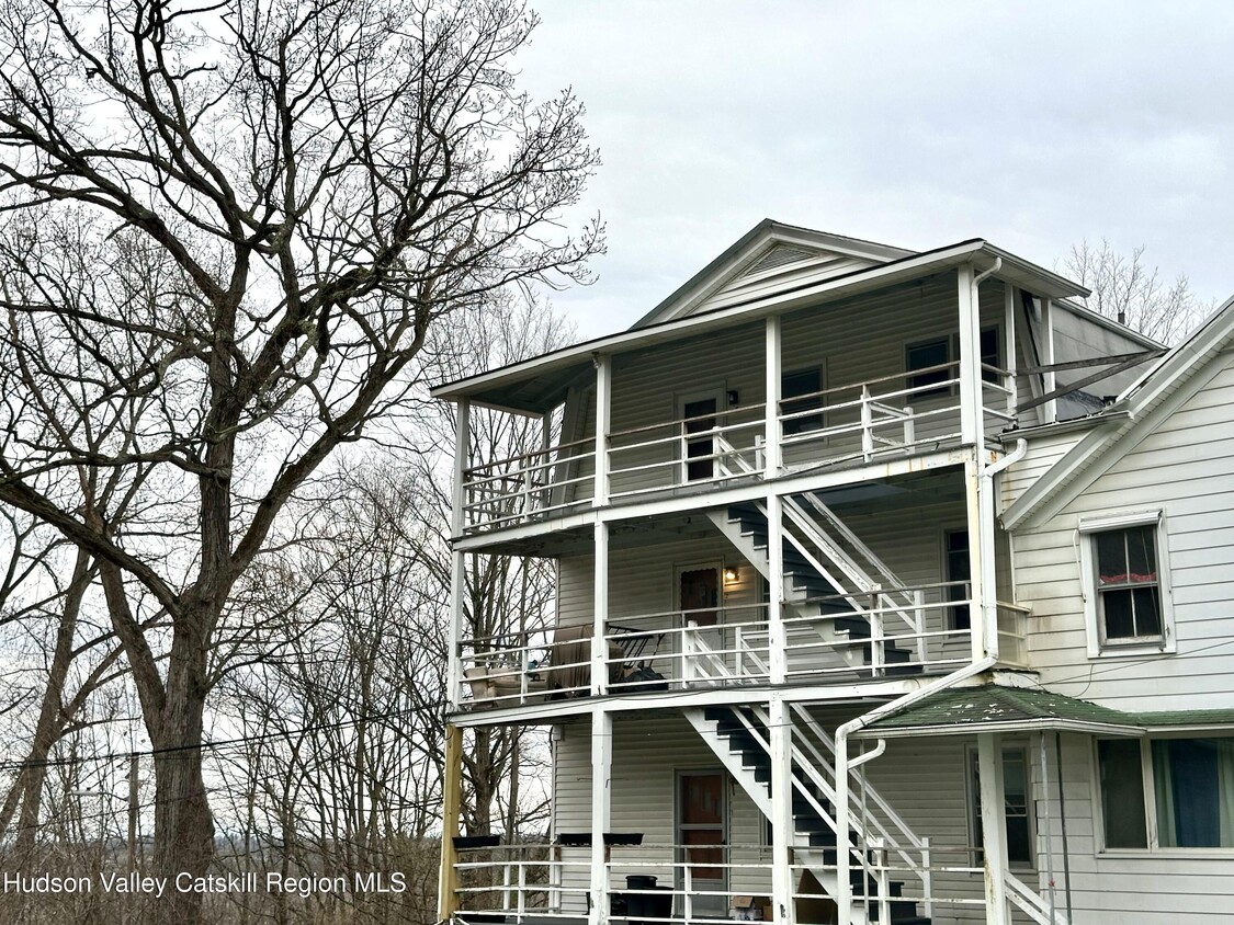 Foto principal - 6140 NY-9G