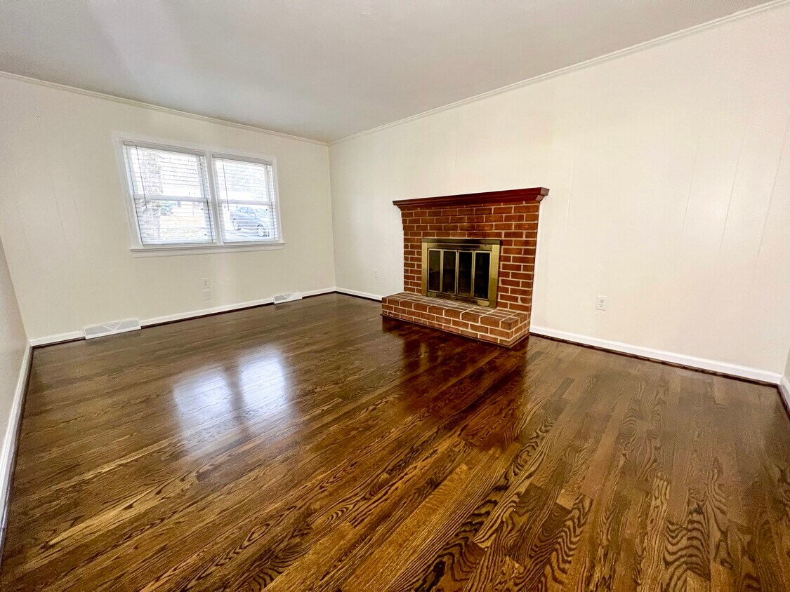 5425 Carteret Rd