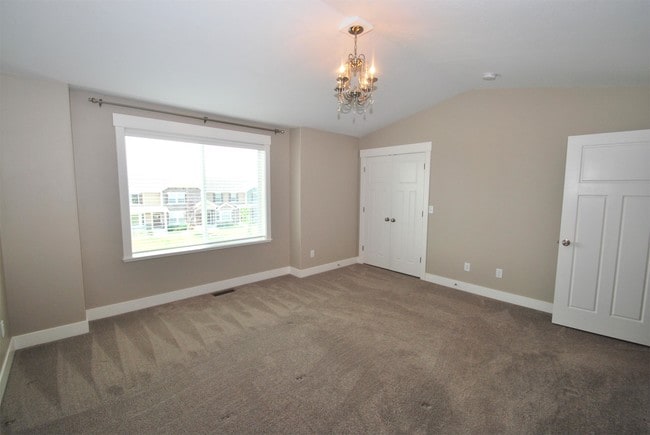 Building Photo - 458 E 2170 N