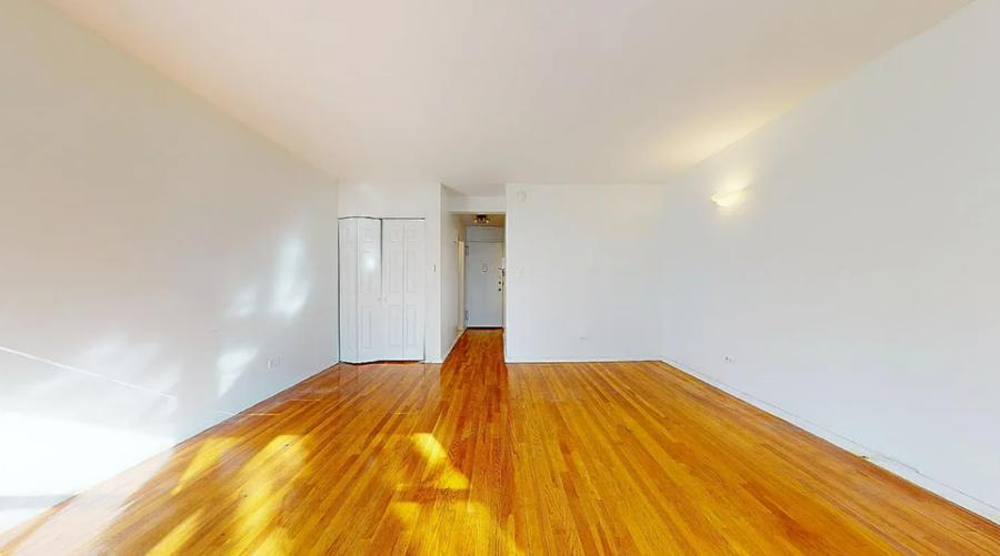 Primary Photo - East 26th Street