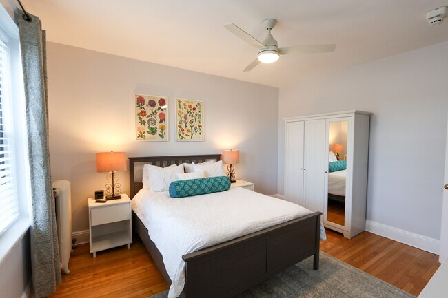 Foto del edificio - 370 Chestnut Hill Ave