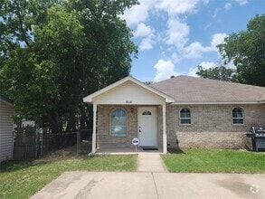 Building Photo - 8114 W Elizabeth Ln