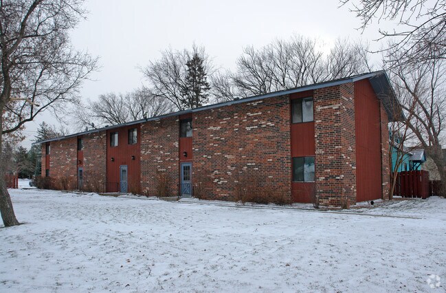 Building Photo - 132 Calhoun St