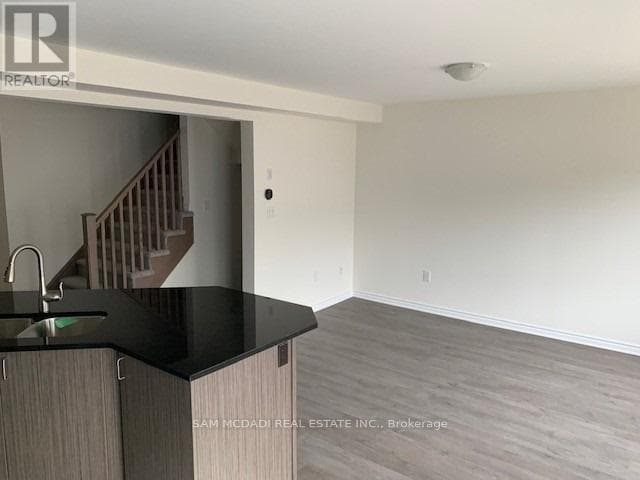 Photo du bâtiment - 19 Ridge Rd