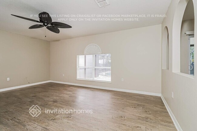 Foto del edificio - 17038 Torvest Ct