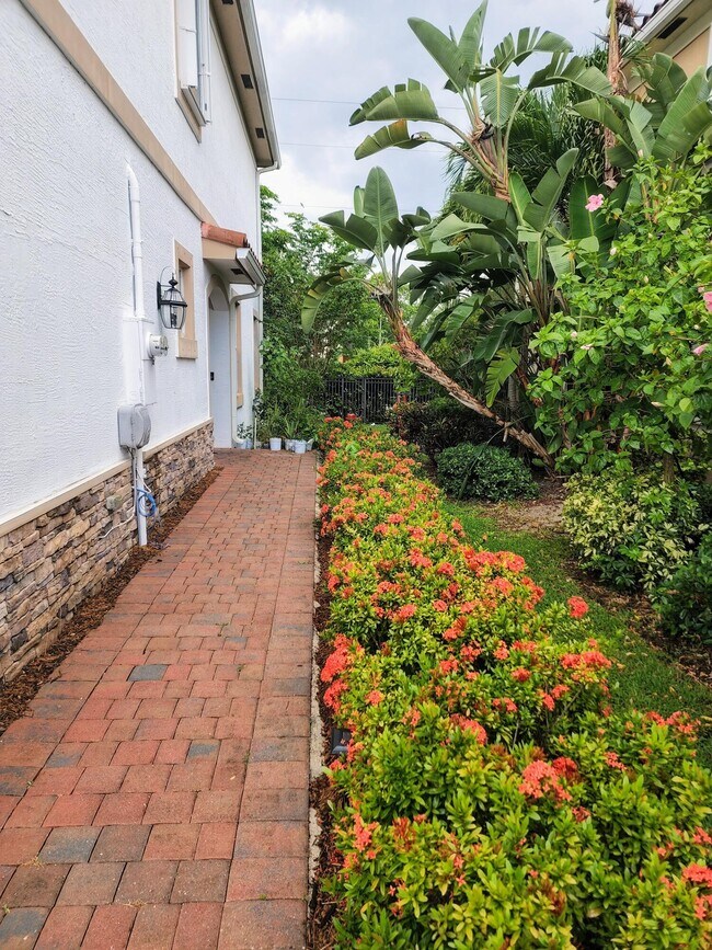 Foto del edificio - 5070 Ashley River Rd