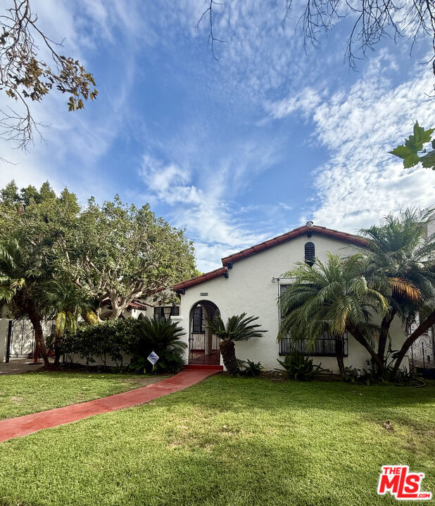 Building Photo - 6450 Drexel Ave