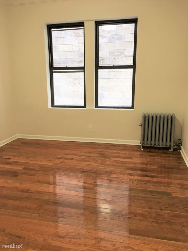 Building Photo - 2450 81st St