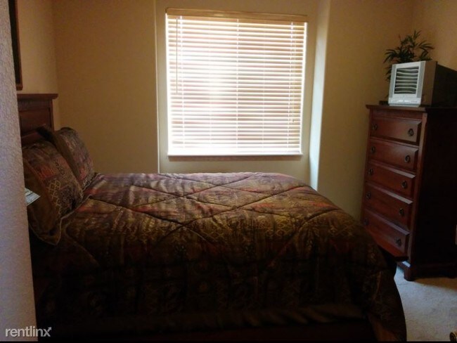 Building Photo - 2 br, 2 bath Townhome - 1738 Nucla Court