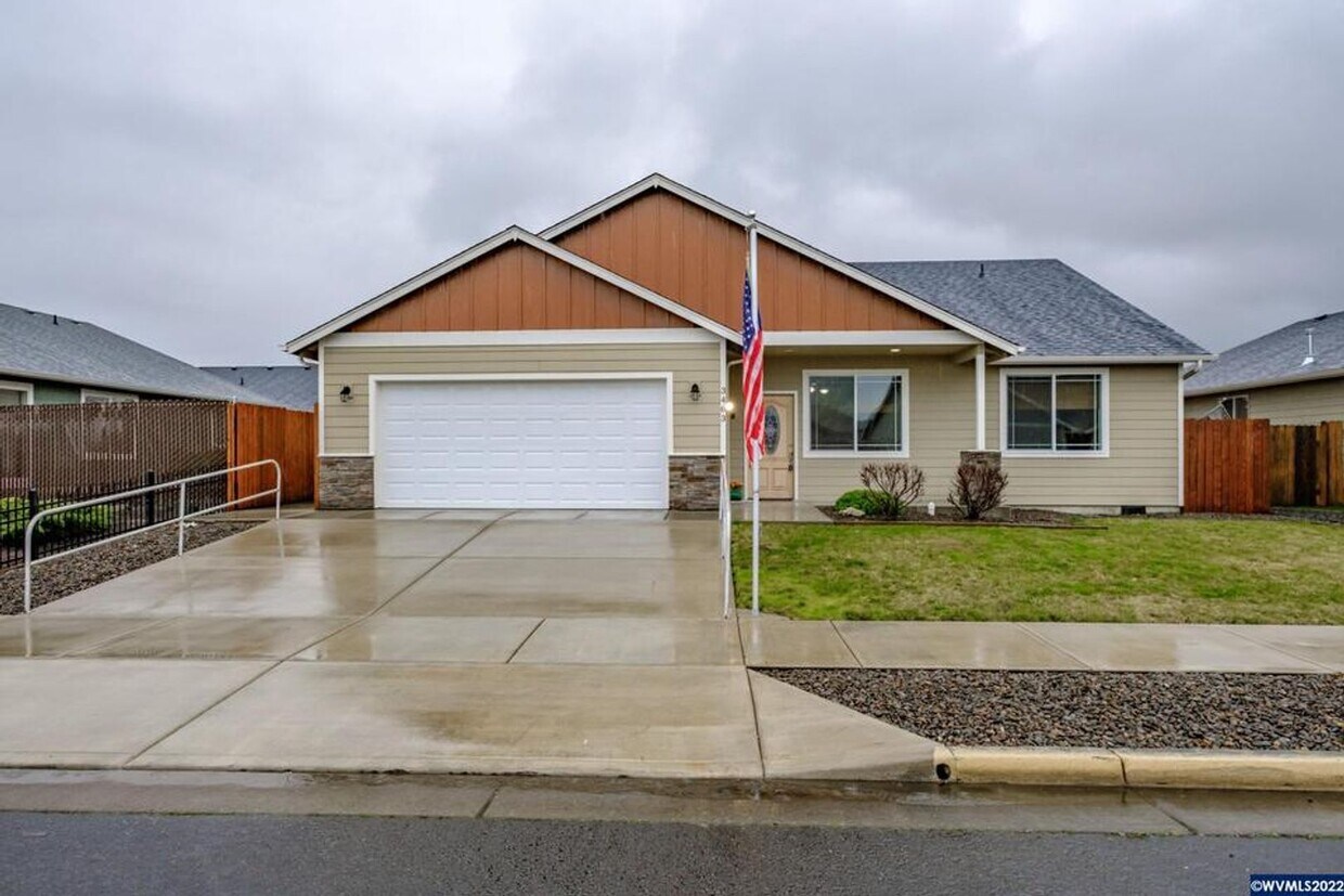 Primary Photo - Single Level 2 Bedroom ADA accessible