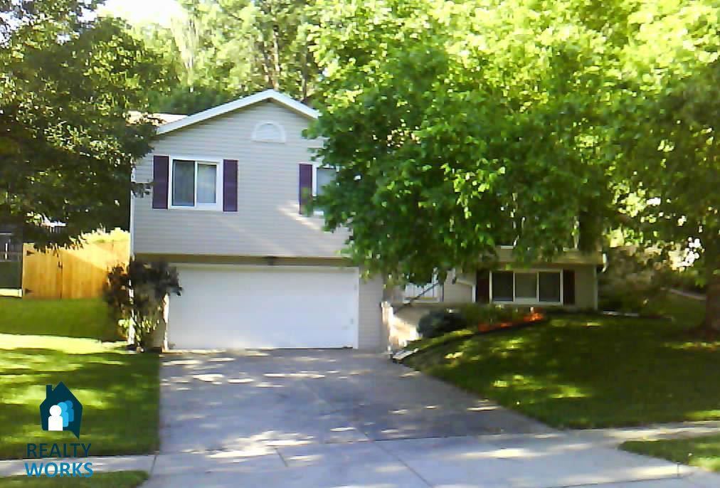 Foto principal - Wonderful 3 bedroom, 2 bath in South Lincoln
