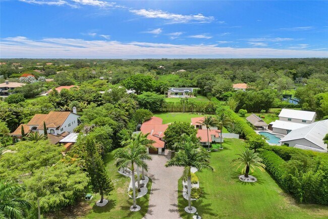 Foto del edificio - 5963 NW 75th Way