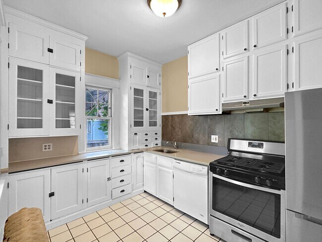 Foto del edificio - 381 Cleveland Ave N