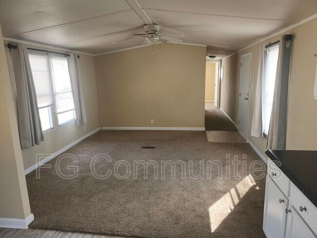 Building Photo - 1021 Crystal Blvd