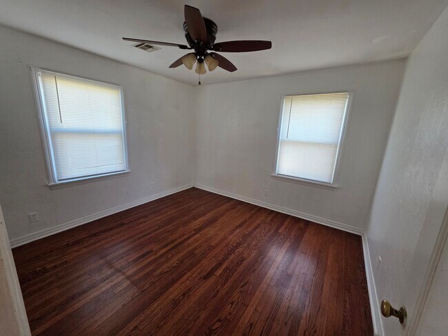 Foto del edificio - FOR RENT – 3 Bed / 1.5 Bath Home – $1,500/mo