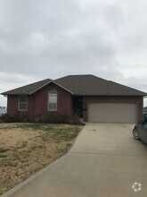 Building Photo - 2039 Mississippi Ave
