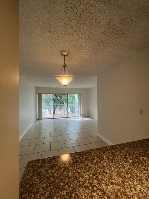 Foto del edificio - 9351 Fontainebleau Blvd