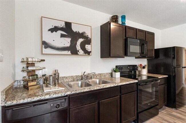 Foto del edificio - 4609 Redbud St