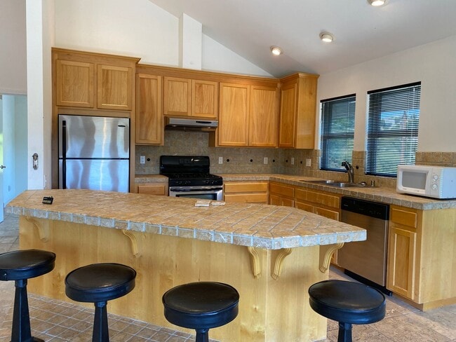 Building Photo - Oh my!!!  Downtown Sonora!