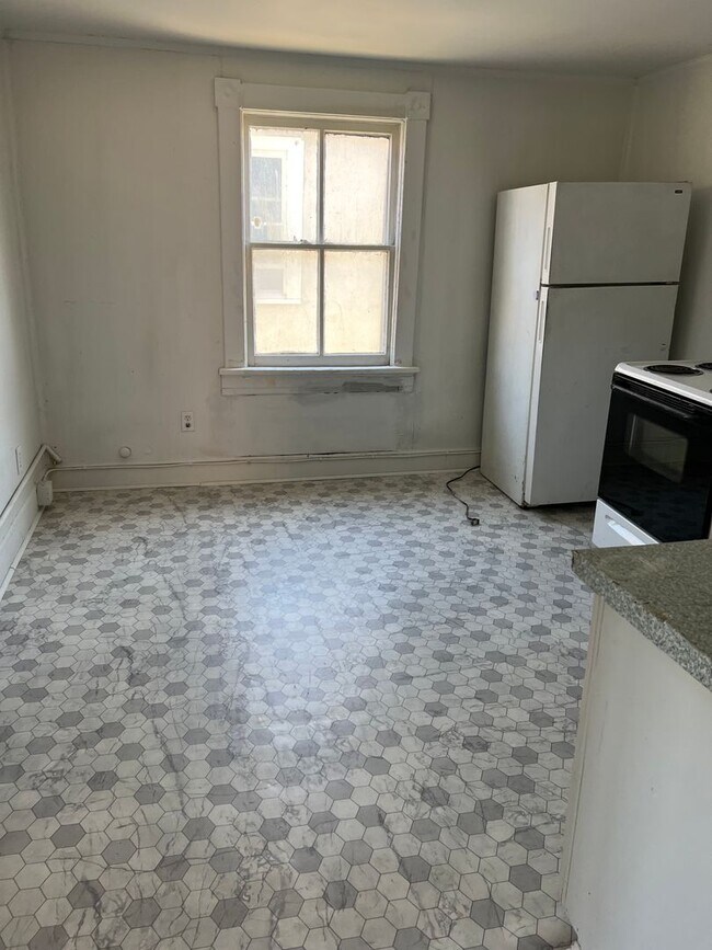 Foto del edificio - 1219 Campbell Ave