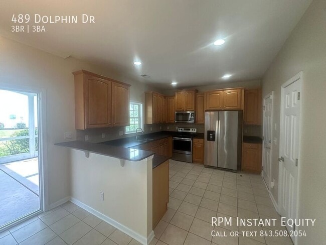 Foto del edificio - 489 Dolphin Dr